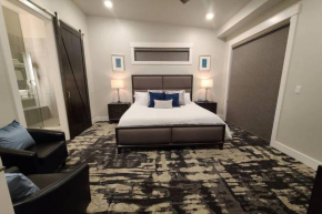 Fisher Towers' Hiatus at Sage Creek with Heated Pool